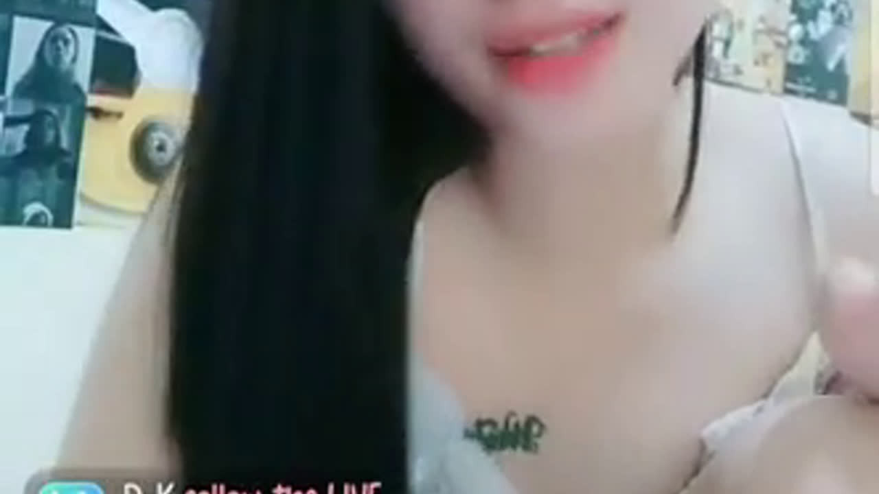 THERESIA Host cantik imut