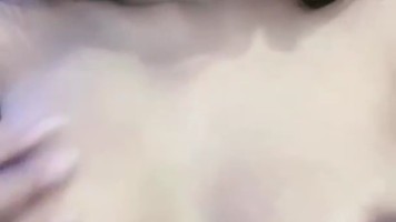 Host Kimcil Pengen Dikenyot Utingnya Mango