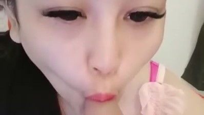 ABG Cantik Butuh Teman Buat Ngentot