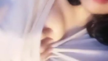 Miss Prima Akhirnya Perlihatkan Toketnya