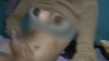 Selingkuh Ngentot Binor Berhijab di Kost